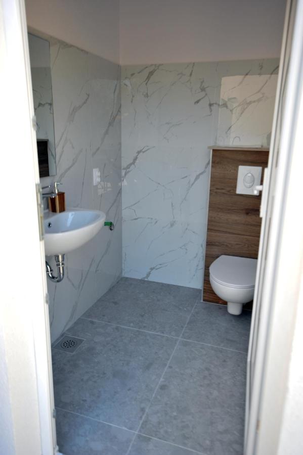 Apartment Holiday Home Doma, Cilipi Near Dubrovnik Eksteriør billede