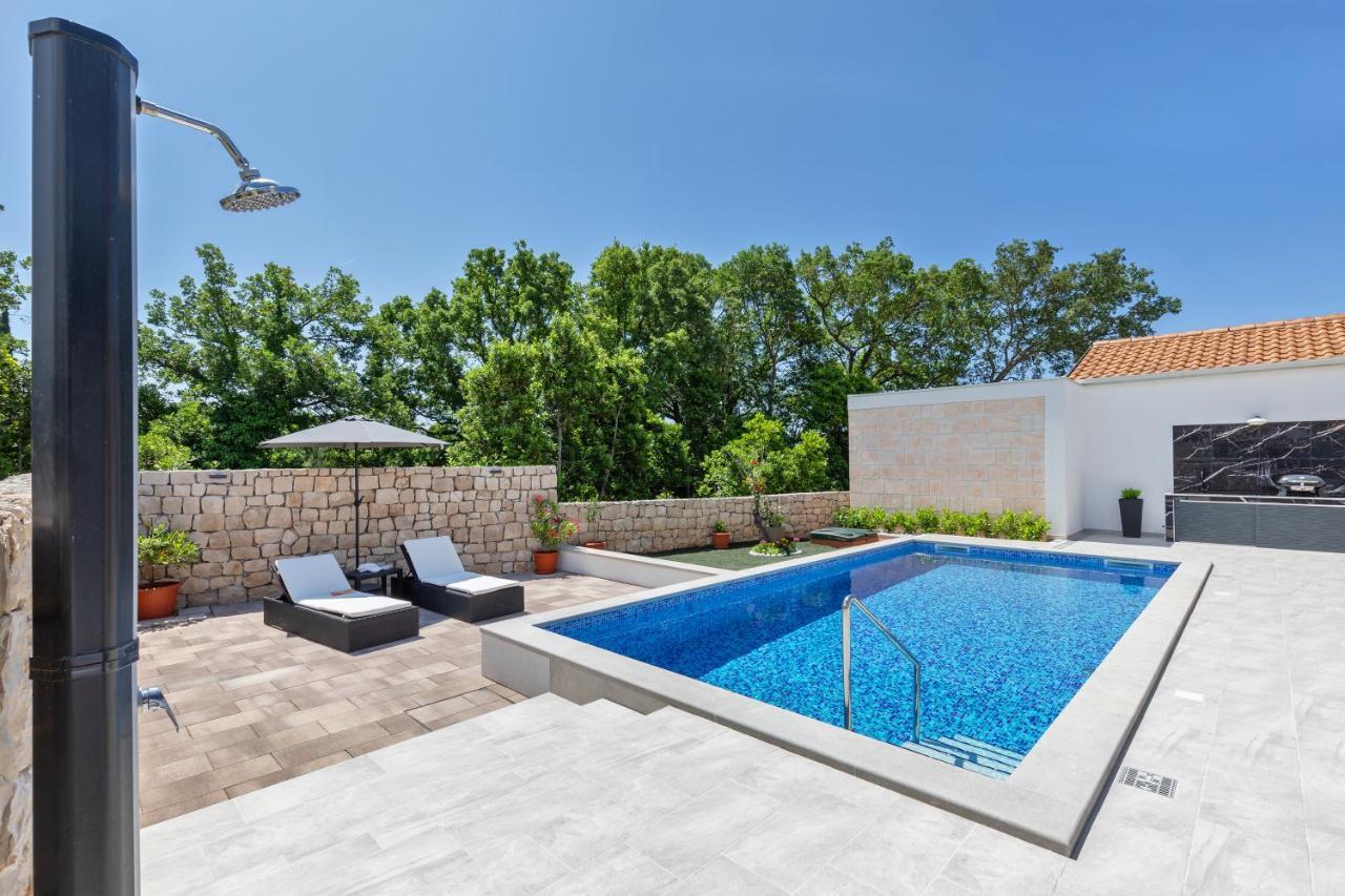 Apartment Holiday Home Doma, Cilipi Near Dubrovnik Eksteriør billede