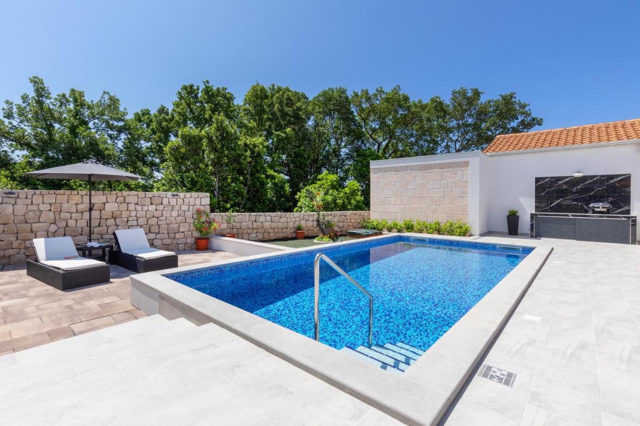 Apartment Holiday Home Doma, Cilipi Near Dubrovnik Eksteriør billede