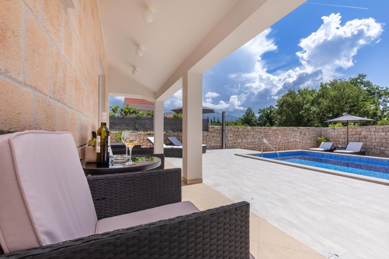 Apartment Holiday Home Doma, Cilipi Near Dubrovnik Eksteriør billede
